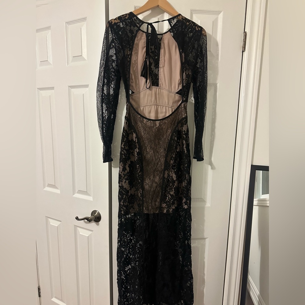 Dress - Picture 2 of 2